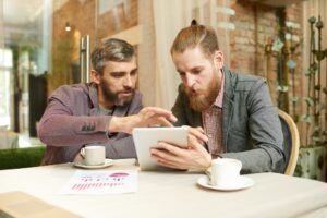 Marketing przy kawie – recenzja i opinie o podcaście